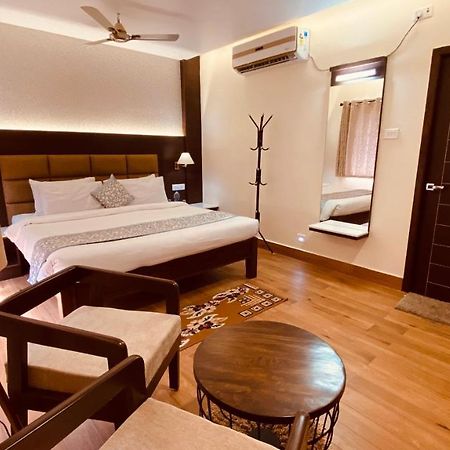 Le Shiv Executive Suite Theni Exterior foto