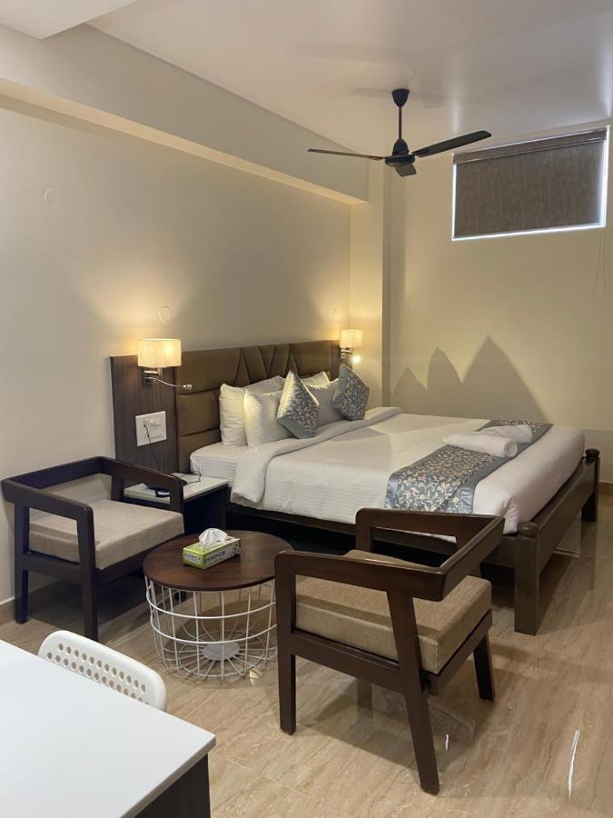 Le Shiv Executive Suite Theni Exterior foto